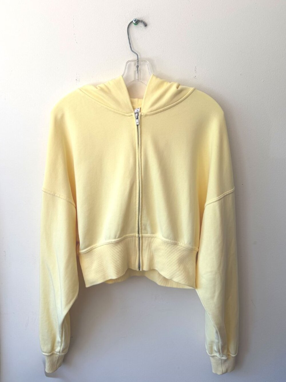 Cropped Zip-Up Hoodie Sweater in Pale Yellow